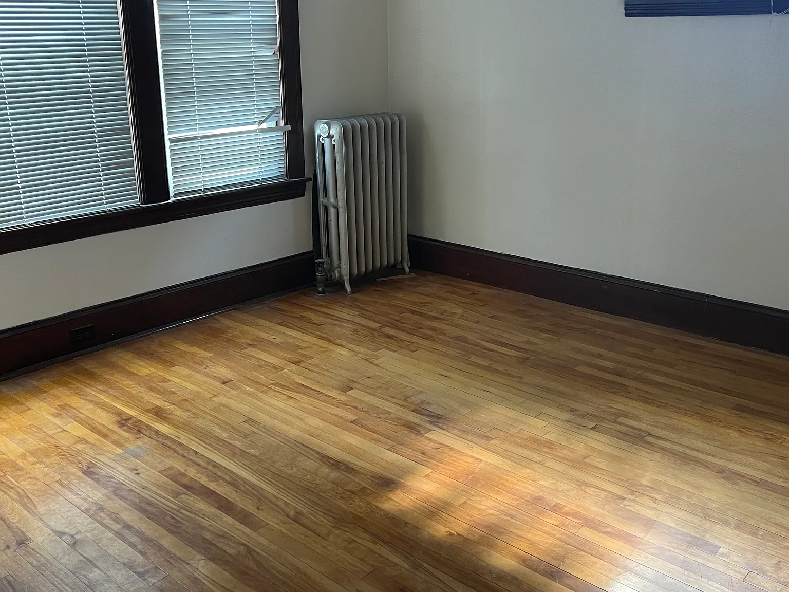 4 bed, 1420 sqft, $2,700 — Photo 4
