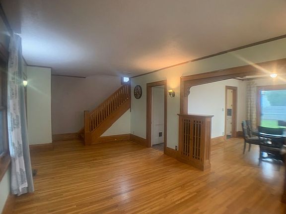 2nd image of 1428 Snelling Ave N