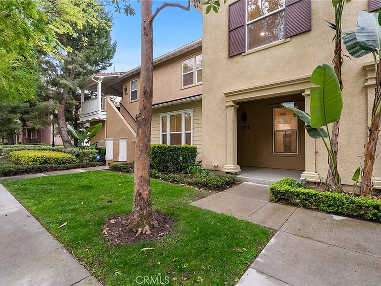 312 Quail Rdg — Photo 1