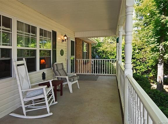 2nd image of 44 Meadow Dr