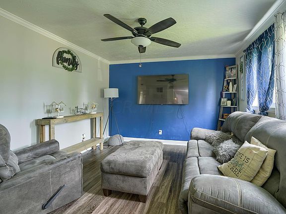 3rd image of 3099 Southfield Dr