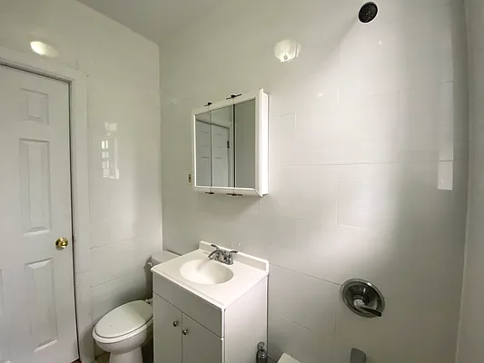 Rented by Voro New York | media 9