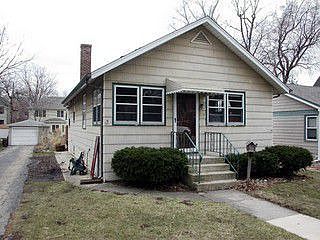 1st image of 218 N Warwick Ave