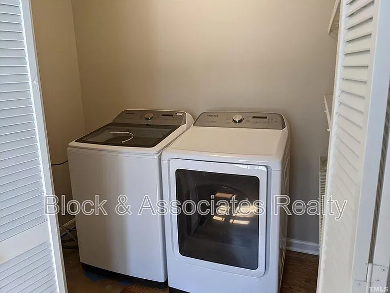 143 Brannigan Pl — Photo 23