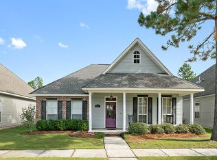 231 Carriage Pines Ln, Covington, LA 70435