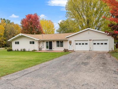 2919 Gratiot St, Indian River, MI, 49749