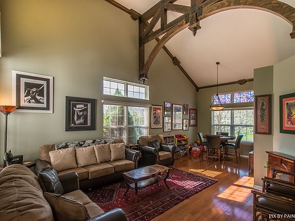 5th image of 979 Pennwood Ln