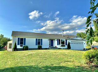 19 Bower Rd, Poughkeepsie, NY 12603