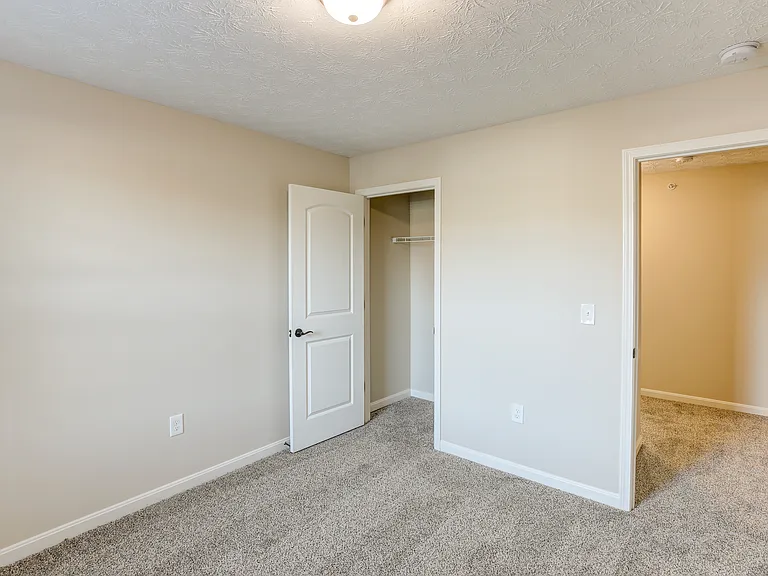 Shelby Oaks Apartments — Photo 20