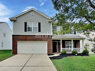 3837 Larkhaven Village Dr, Charlotte, NC 28215