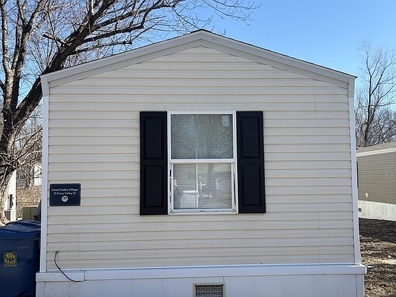 2nd image of 21 Amos Valley Dr