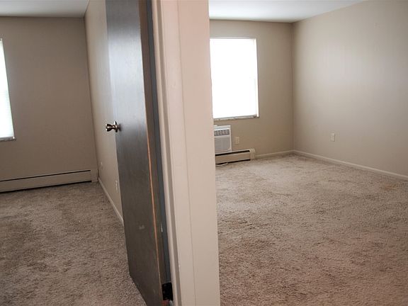 2nd image of 4991 Arbor Village Dr APT B23