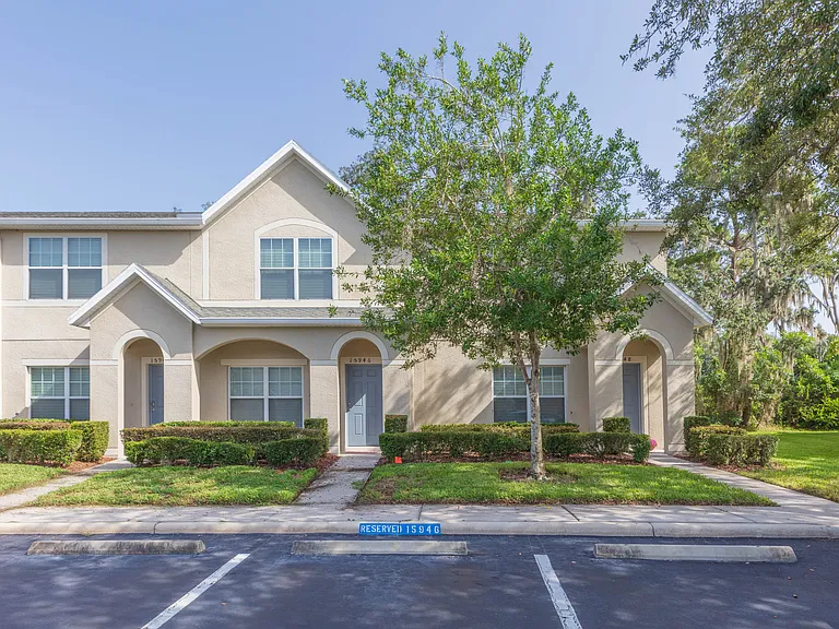 15948 Fishhawk View Dr — Photo 2
