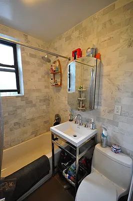 Rented by REAL New York | media 18