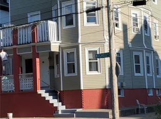 38 Mitchell St, Providence, RI 02907