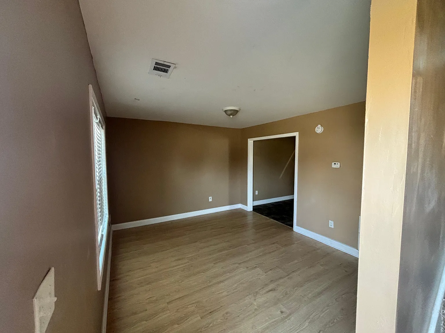 192 Straight Street - C3 — Photo 4