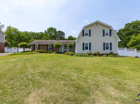 540 Commanche Dr, Macon, GA 31210
