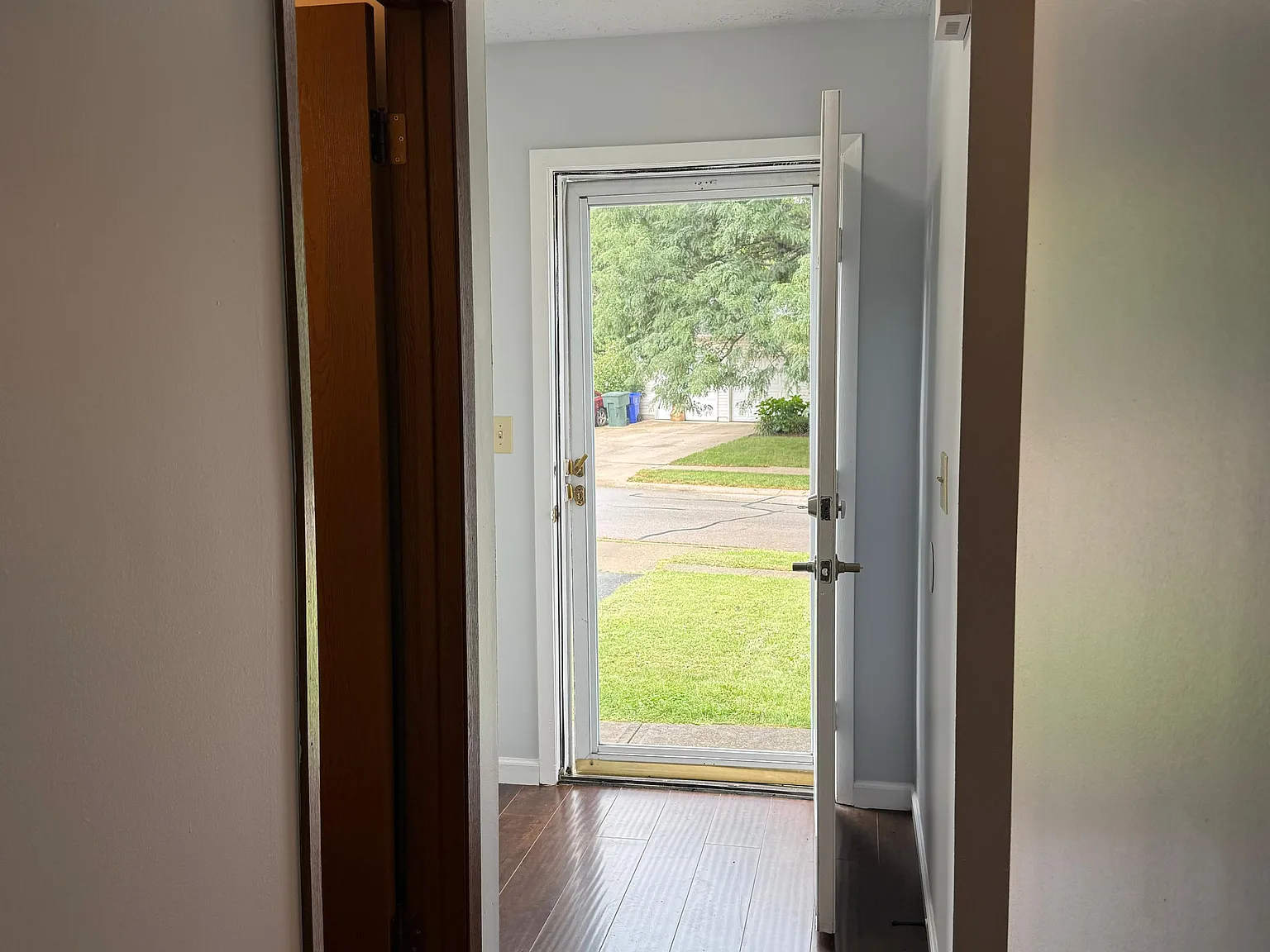 2 bed, 1.5 bath, 1200 sqft, $1,825 — Photo 4