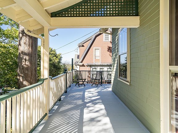3rd image of 36 Warwick Rd