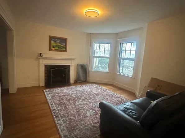 33 Concord Ave, Cambridge, MA