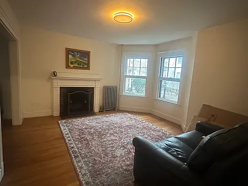 33 Concord Ave Photo 1
