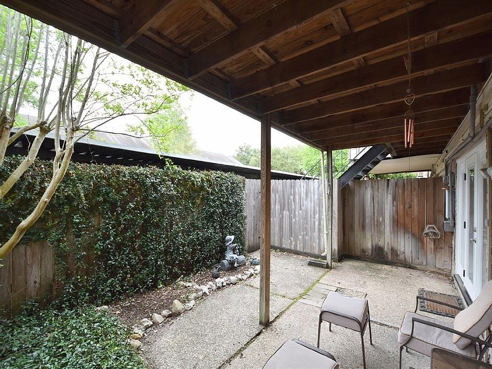 Another view of patio.