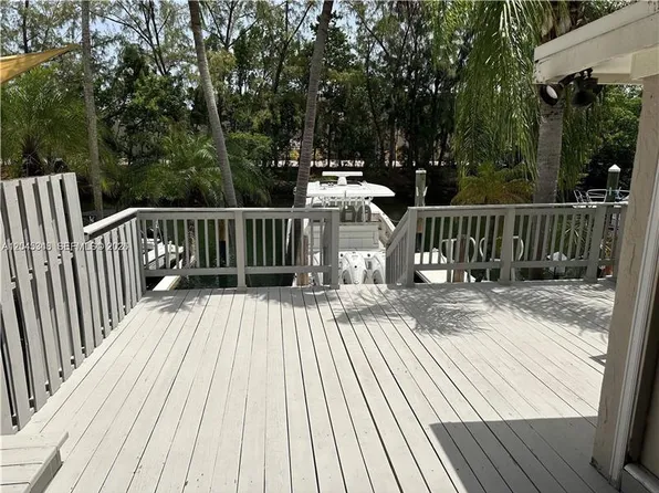 3756 NE 166th St #112, North Miami Beach, FL 33160