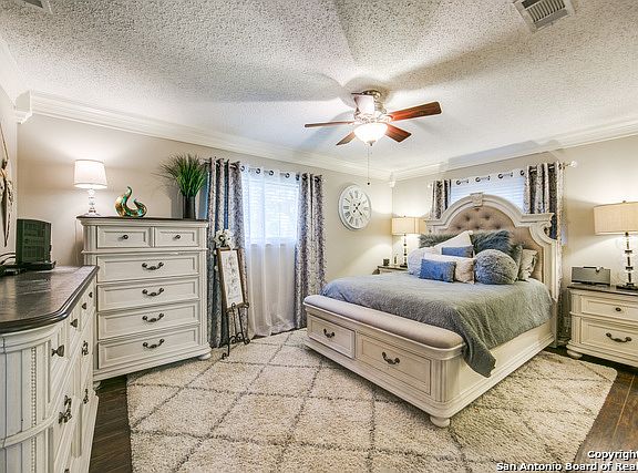 5th image of 211 De Vaca