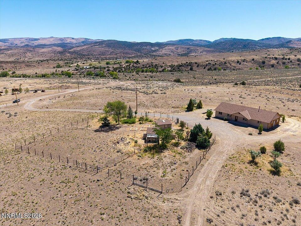 1st image of 555 Serenity Pl
