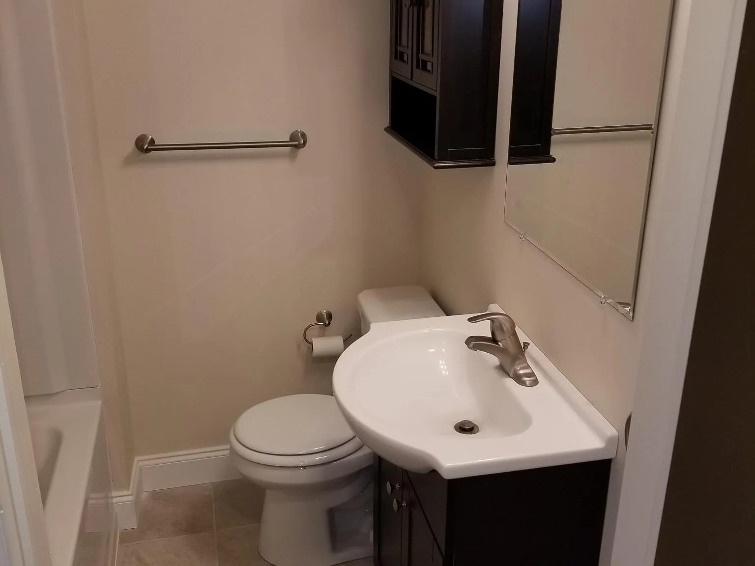 308 N Rochester Rd — Photo 2