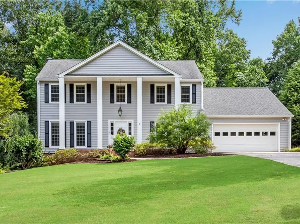 5197 Riverhill Rd NE, Marietta, GA 30068