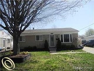 1st image of 9477 Essex St