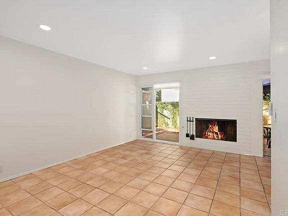 4th image of 8020 Paseo Del Ocaso