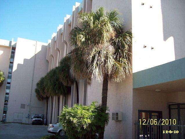 1st image of 9682 Fontainebleau Blvd APT 105