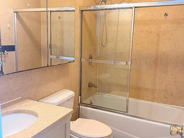 37-20 Prince St #3F — Photo 10