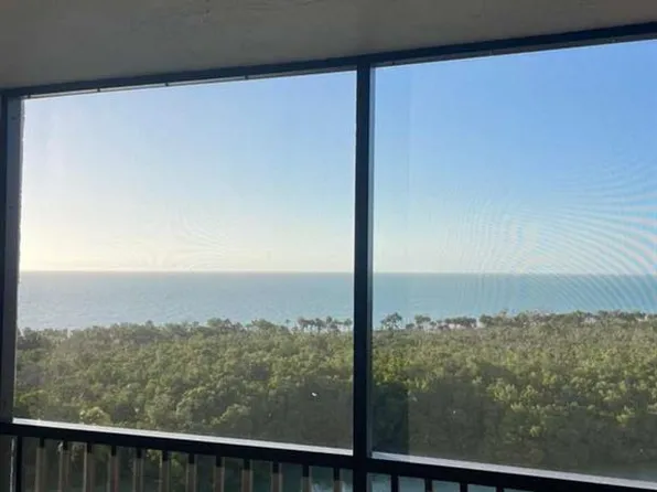 11 Bluebill AVE #1005, NAPLES, FL 34108