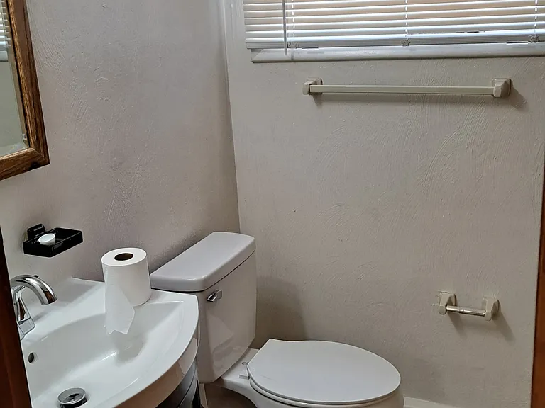14 Northampton Dr — Photo 22