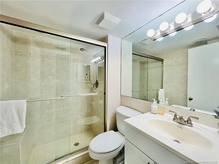 9940 S Ocean Dr #703 — Photo 40