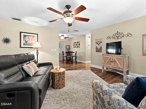 5th image of 1304 Margina Ave