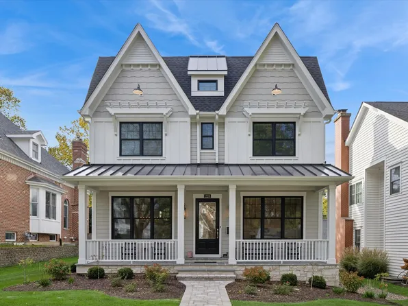 (undisclosed Address), Hinsdale, IL 60521