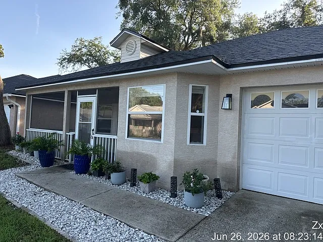 405 Mango Cir — Photo 2