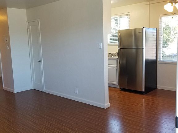 2nd image of 1040 N 4th St