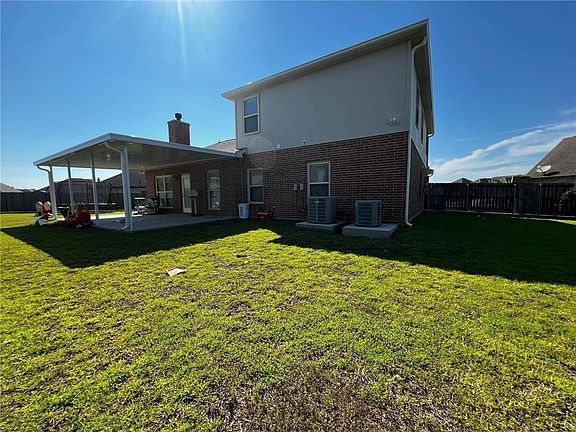 2nd image of 2660 Ville Platte Ct