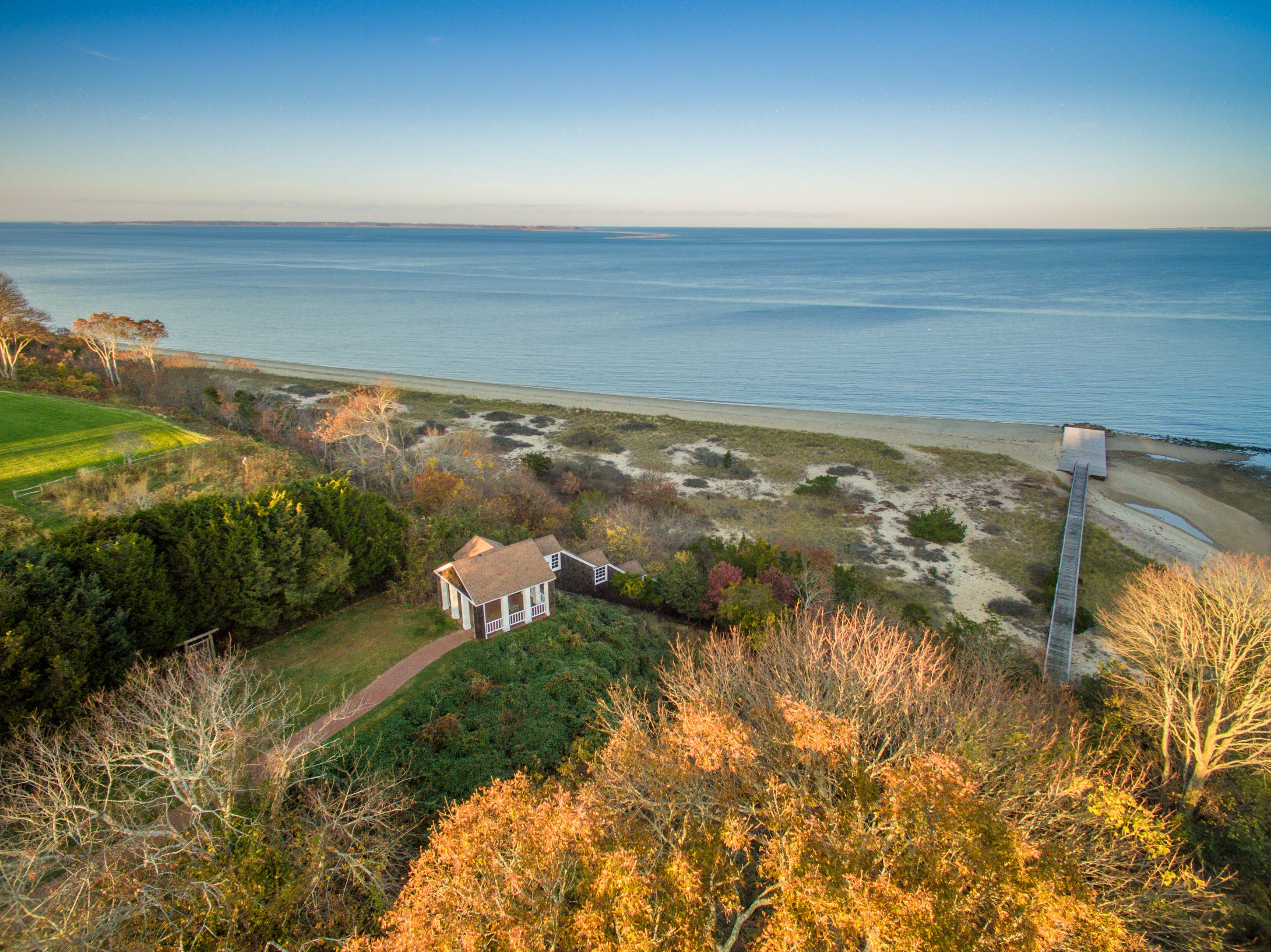 61 Alberts Landing Rd, Amagansett, NY 11930 Out East