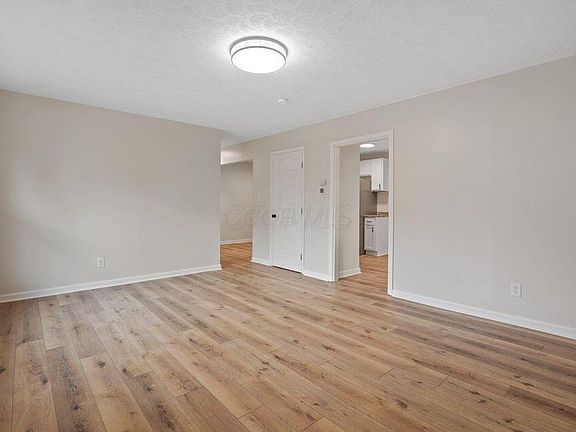 4th image of 5189 Zimmer Dr