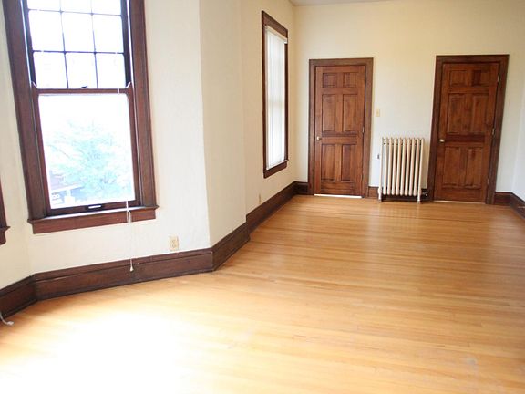 4th image of 120 N Oak Park Ave APT 326