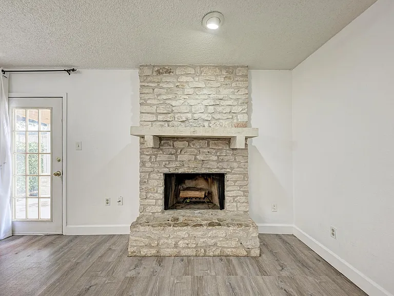 7917 Parliament Pl — Photo 12