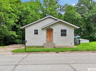 910 9th Ave, Plattsmouth, NE 68048
