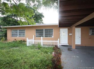 25 NW 42nd Ave, Plantation, FL 33317