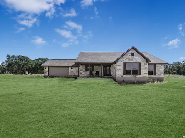 4317 County Road 251, Hondo, TX 78861